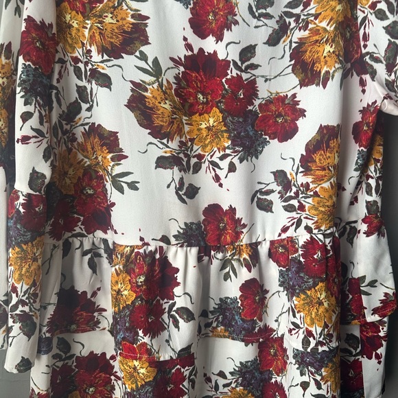 Beautiful blouse size L 12-14 - Picture 3 of 7